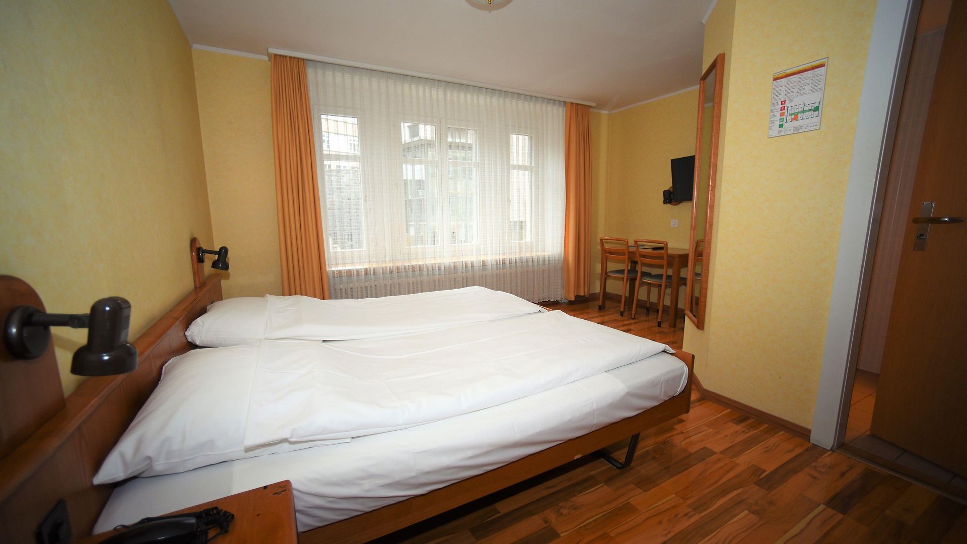 Limmathof Hotel 2*