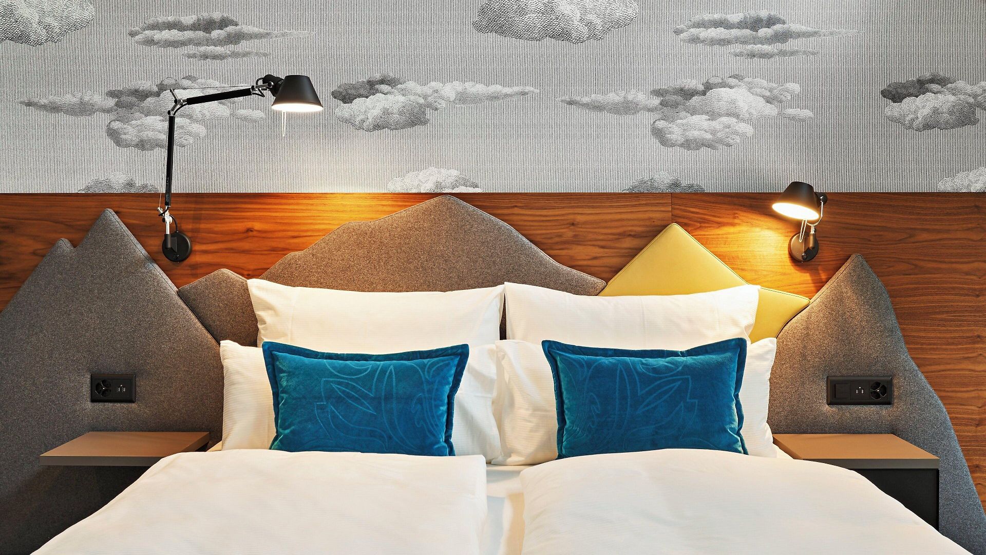 Hotel One