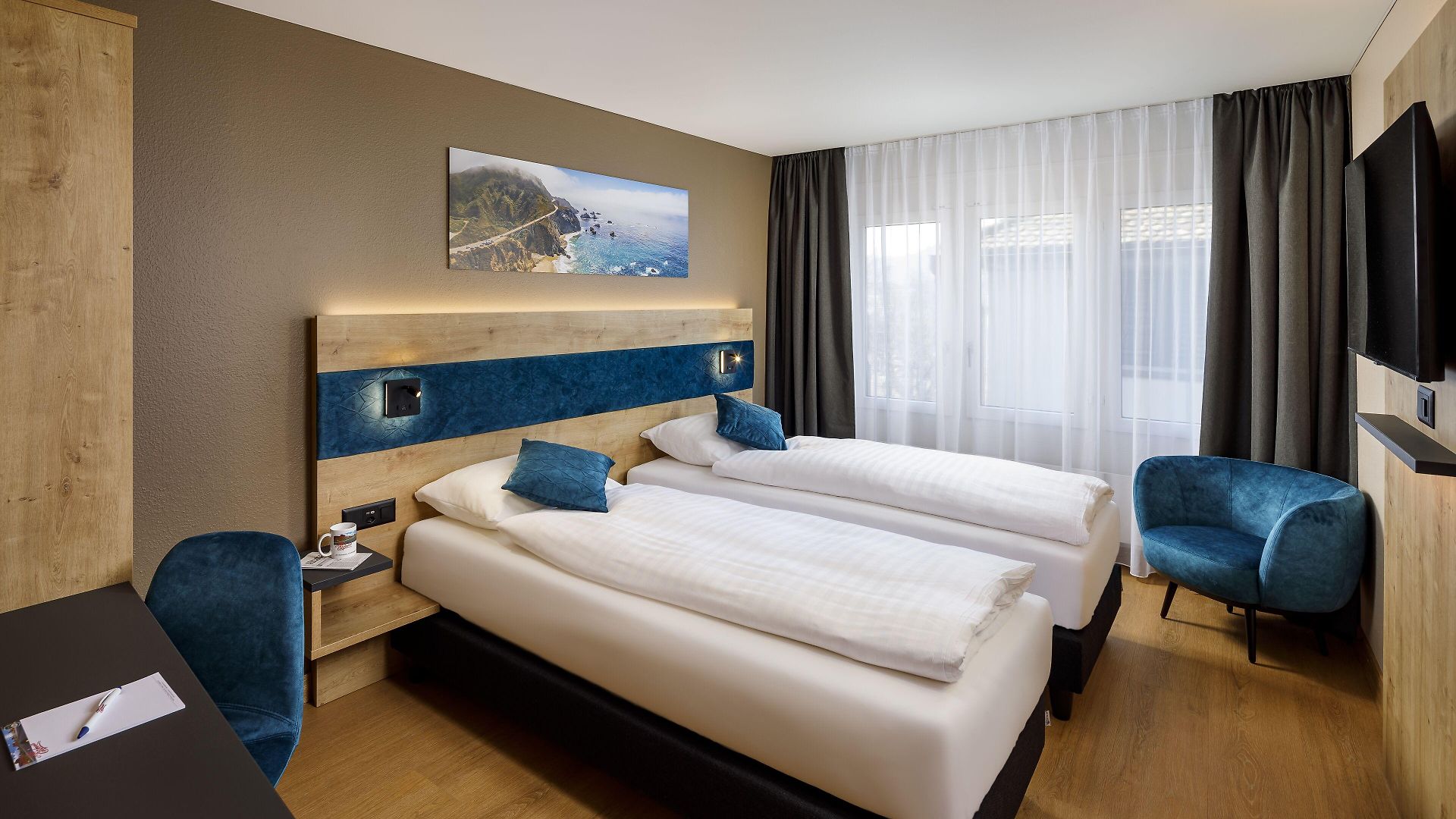California Hotel 3*