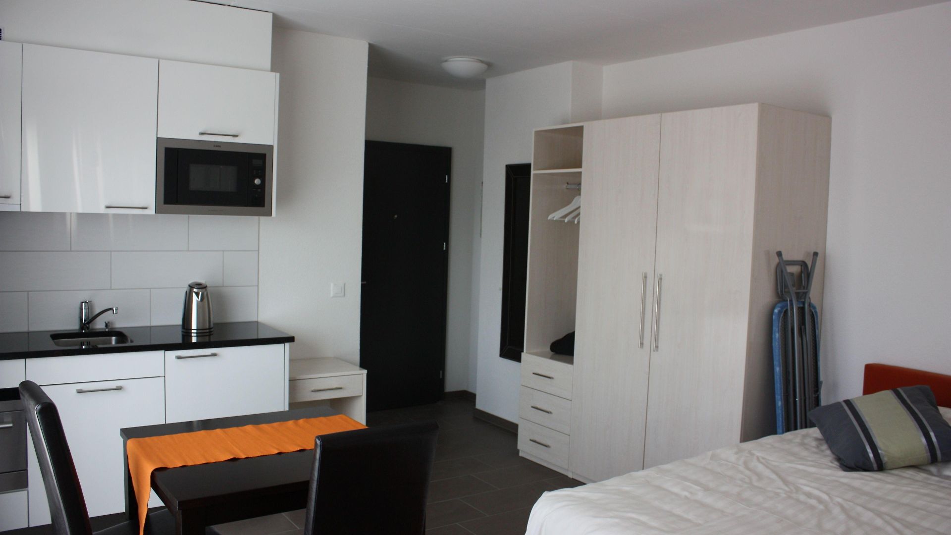 Apartment Swiss Star Oerlikon Lodge - Self Check-In