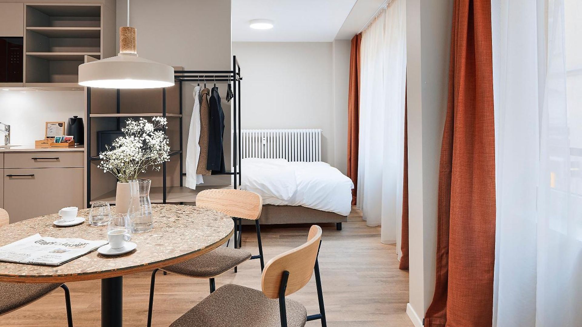 Sunday Aparthotel