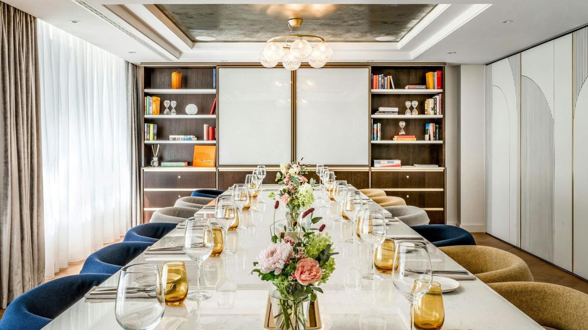 Neues Schloss Privat Zurich, Autograph Collection Hotel