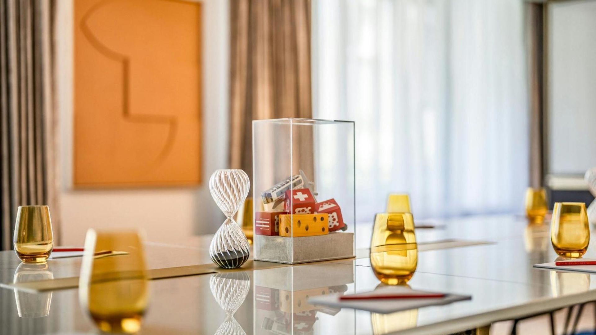 Neues Schloss Privat Zurich, Autograph Collection