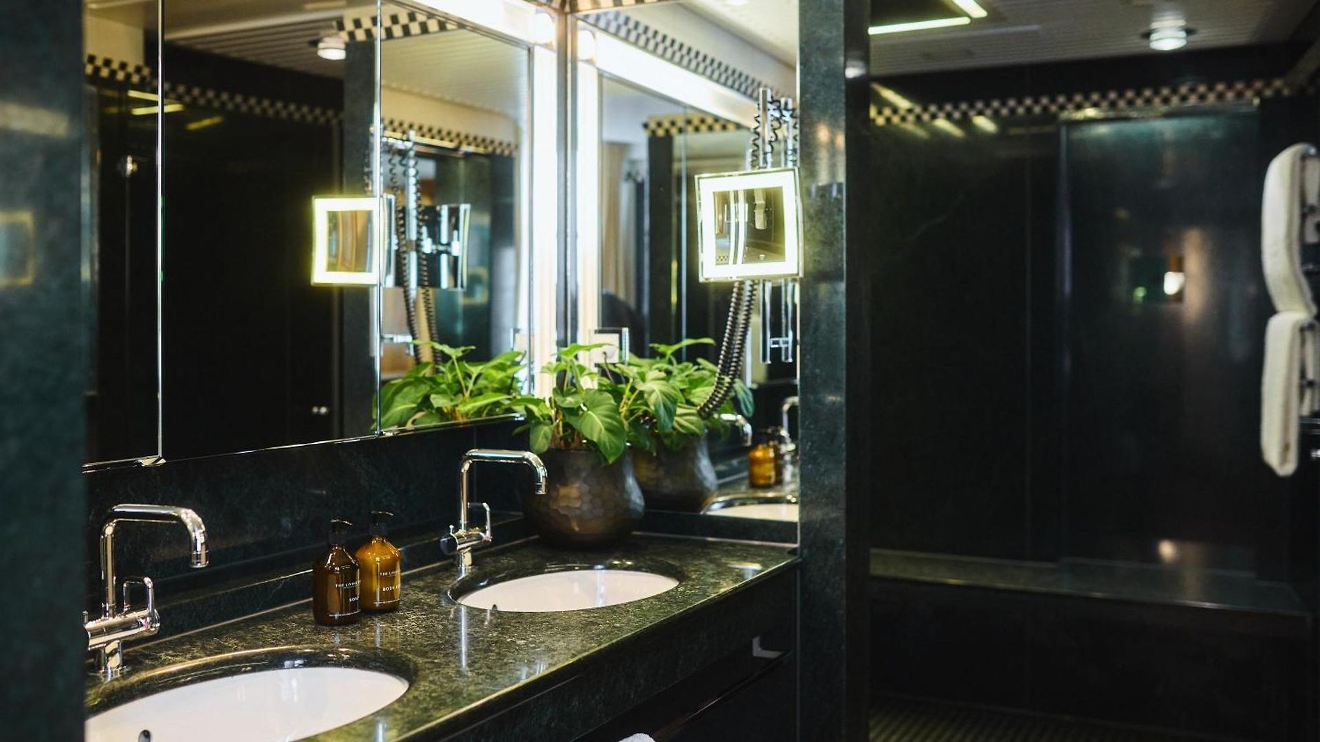 Widder - Zurichs Luxury Hideaway Zürich