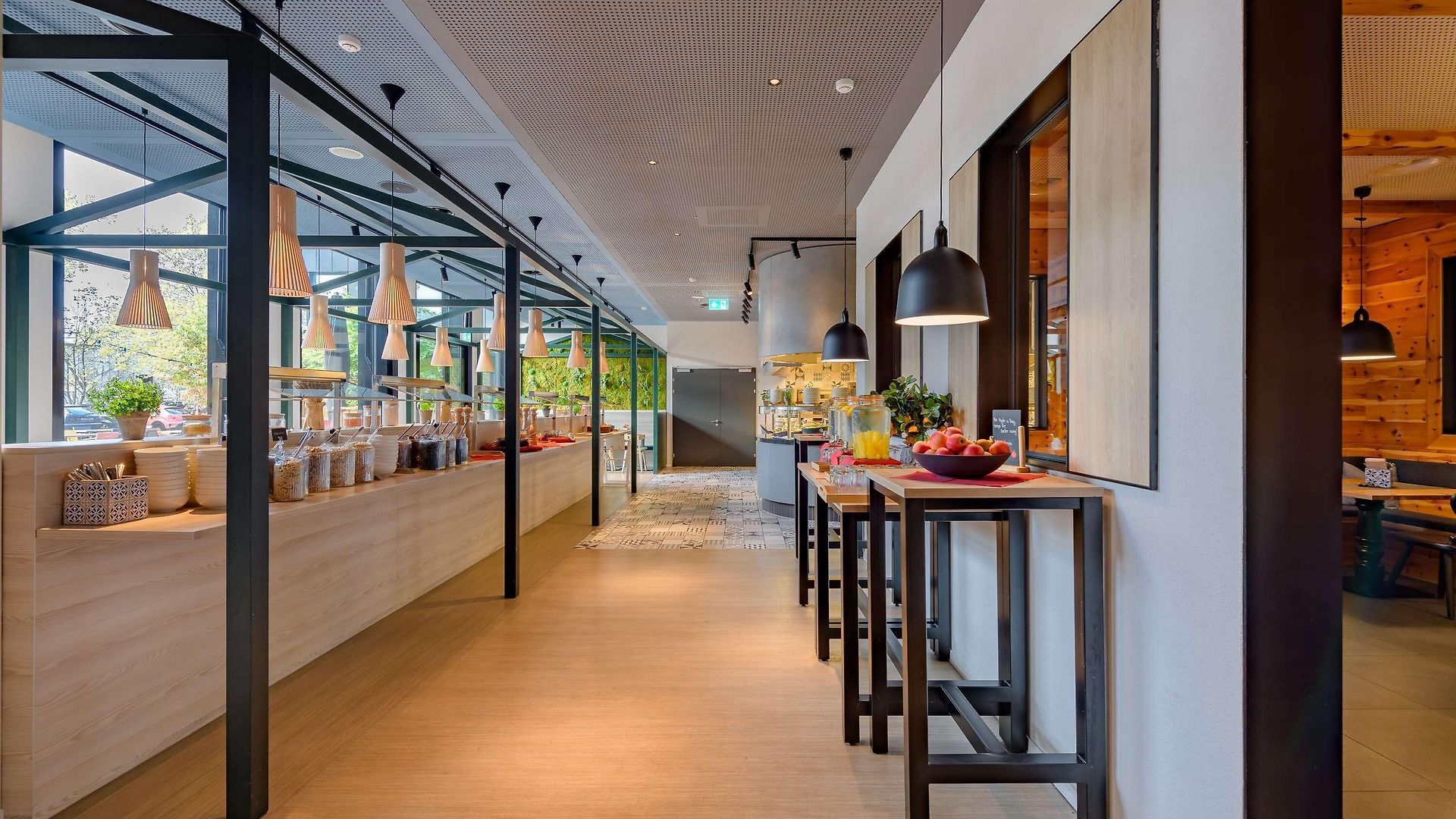 Aja Hotel 4*