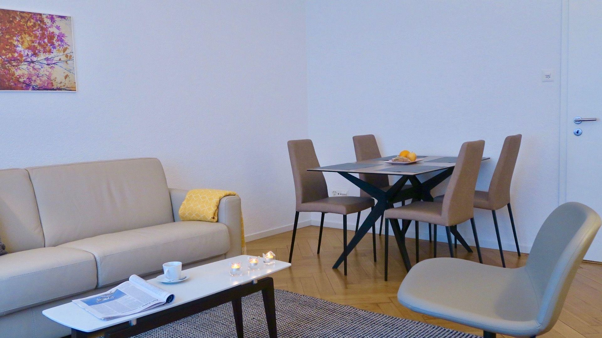 Furnished Homes *