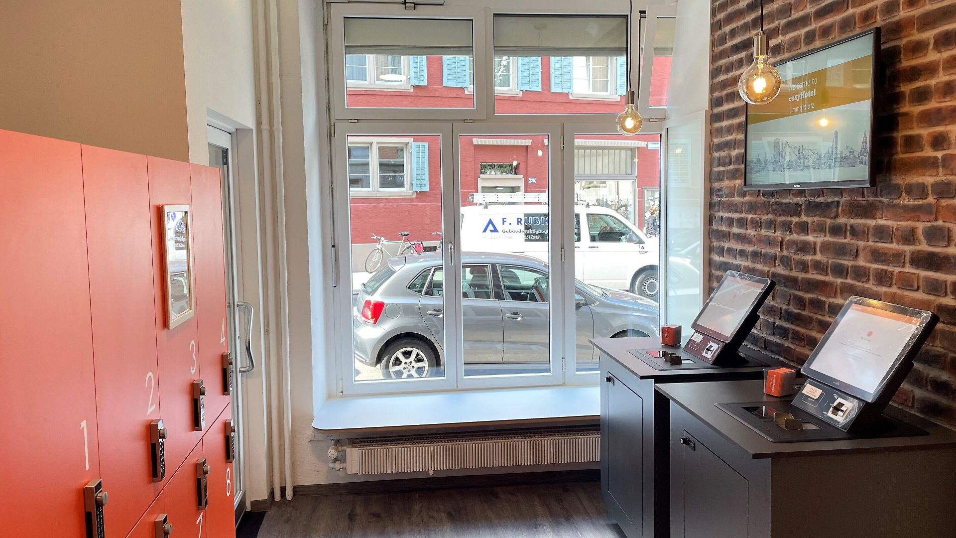 Easyhotel Limmatplatz