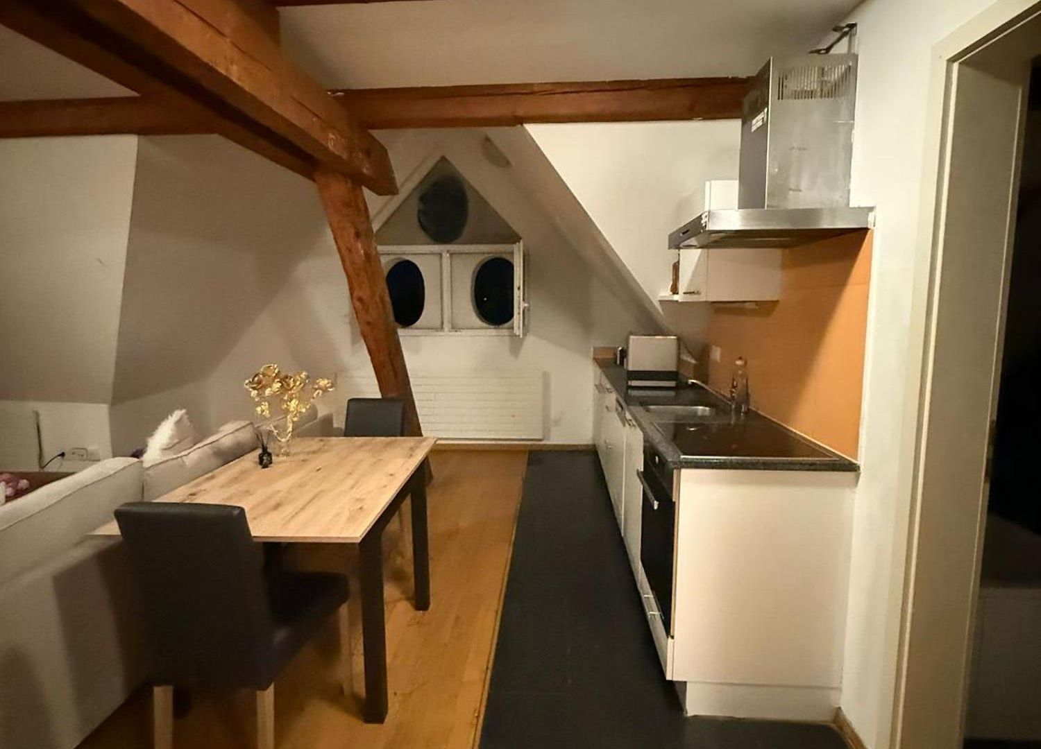 Zuerizimmer Homestay