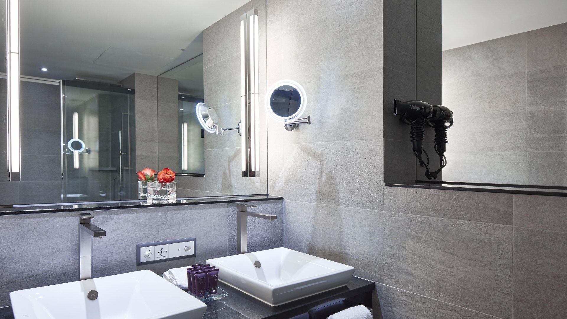 The Dufour By Schweizerhof Hotel Zürich
