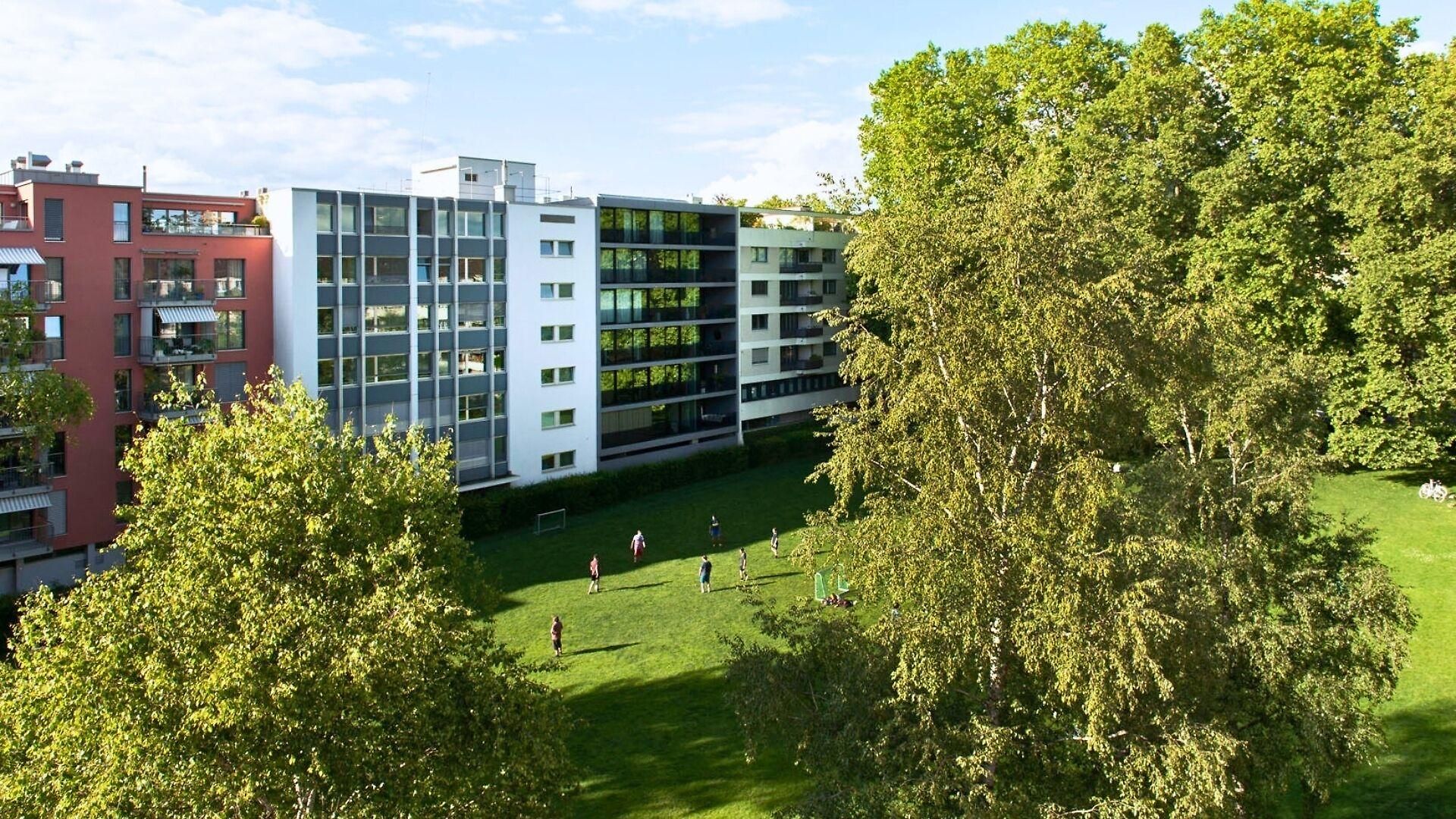 Cosmopolitan Seefeld Apartment