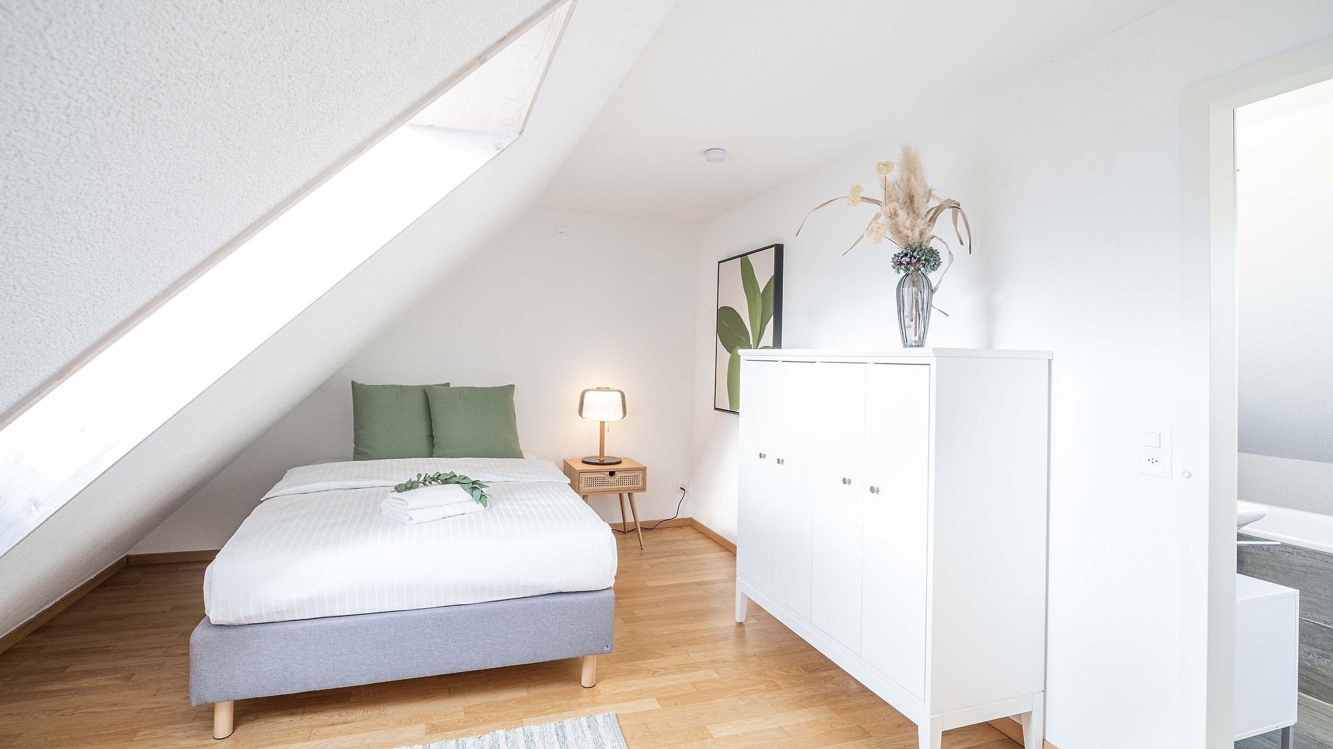 Modern 3bdr Duplex With Skyroof In Trendy West Apartment Zurich