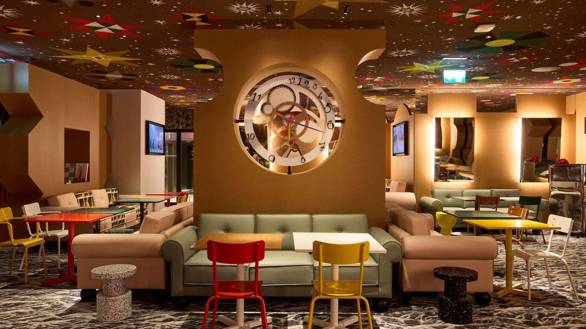 Mama Shelter Hotel 4*