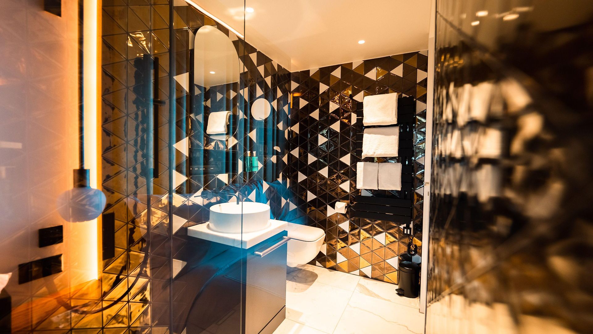 Five - Luxury Hotel 5*