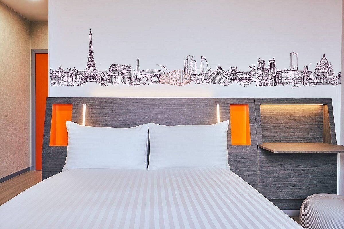 Easyhotel Main Station