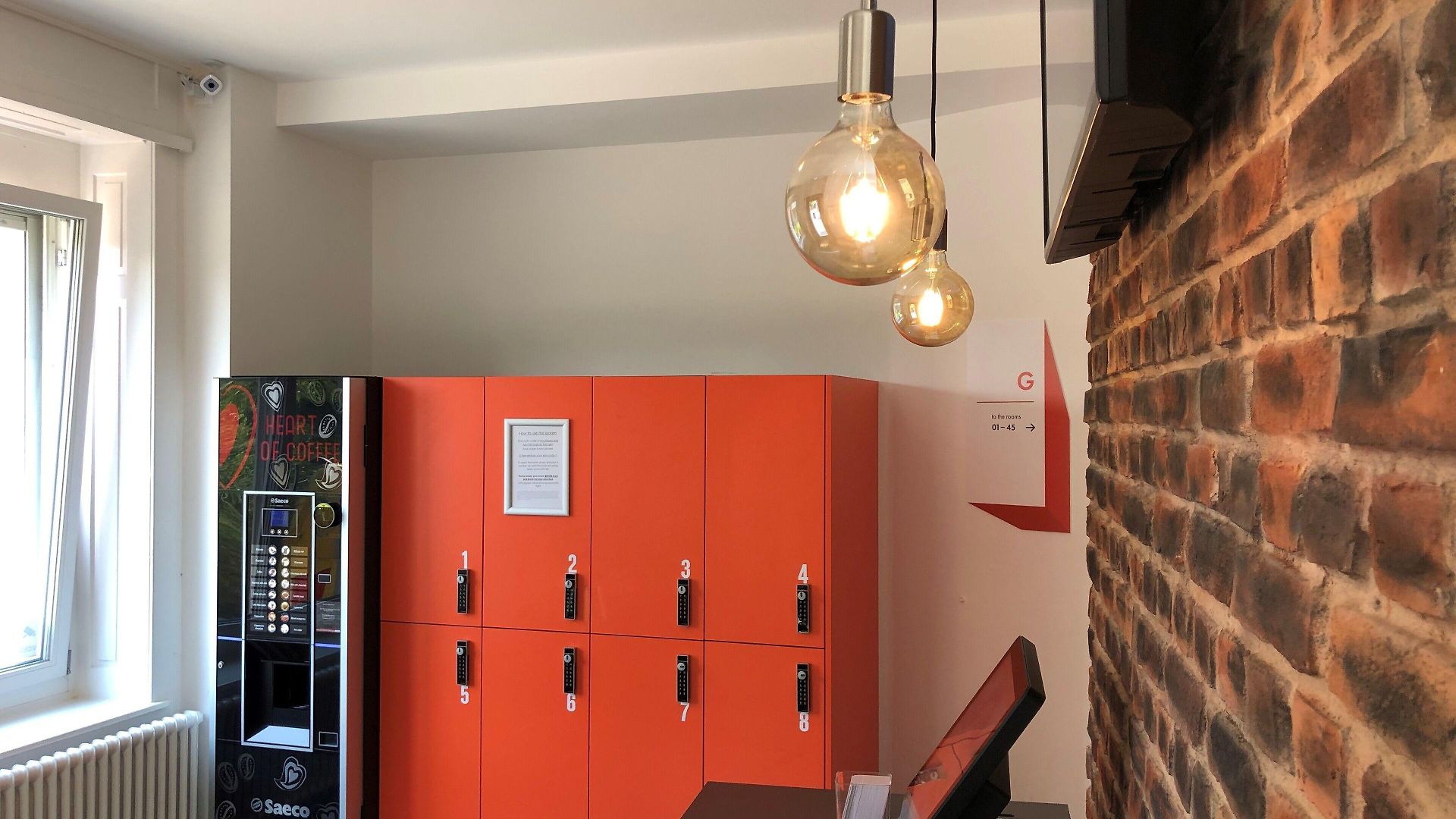 Easyhotel Main Station Hotel 3*