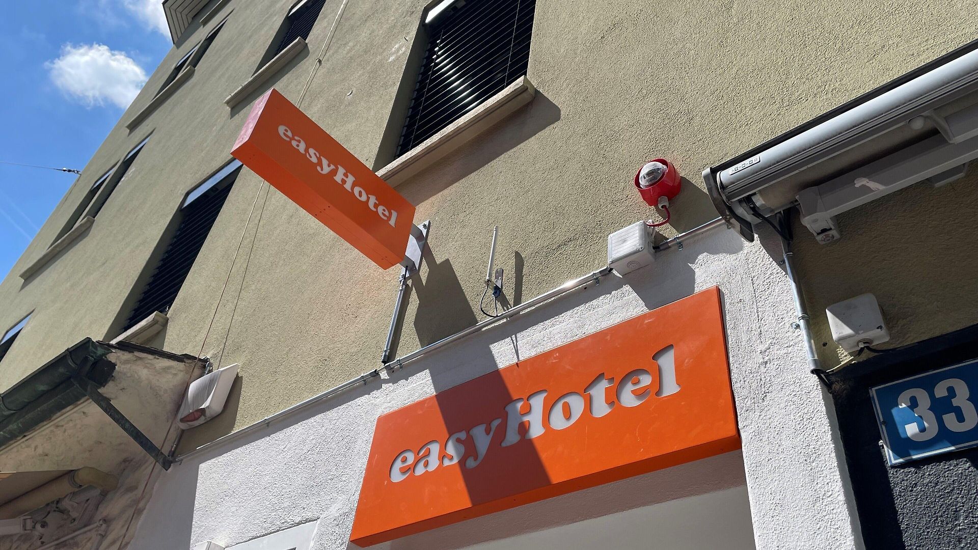 Easyhotel Main Station 3* Zurich