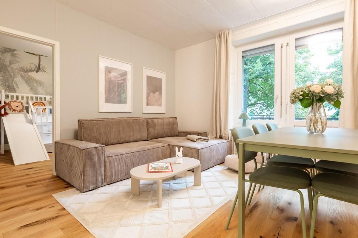 Family Flat - Unterstrass Apartment