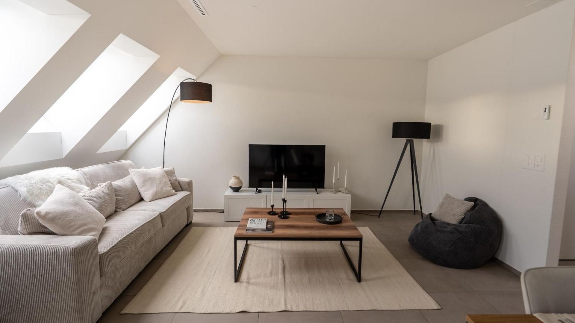 Modern Next To Hb With Roof Terrace * Zurich