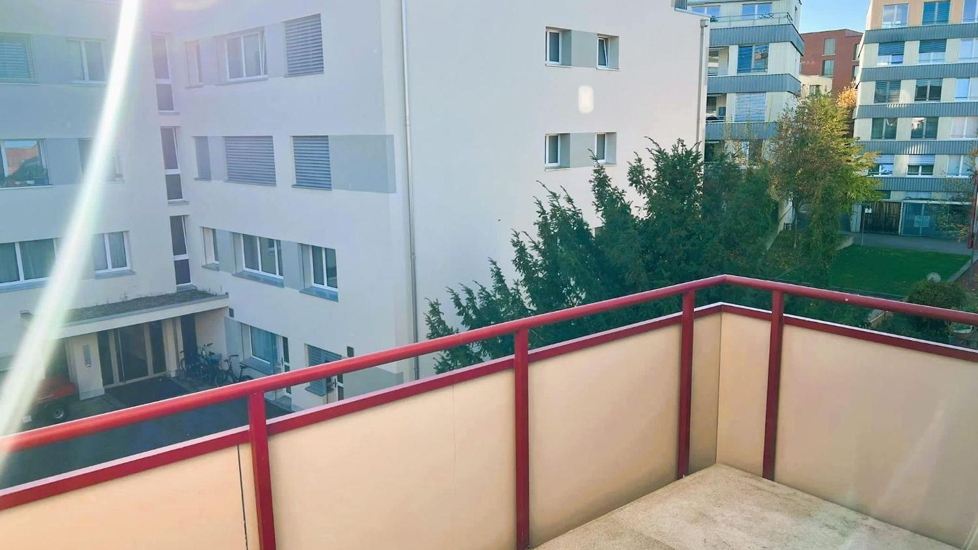 Large Flat With Balcony In Zurich, Kars Gasthof
