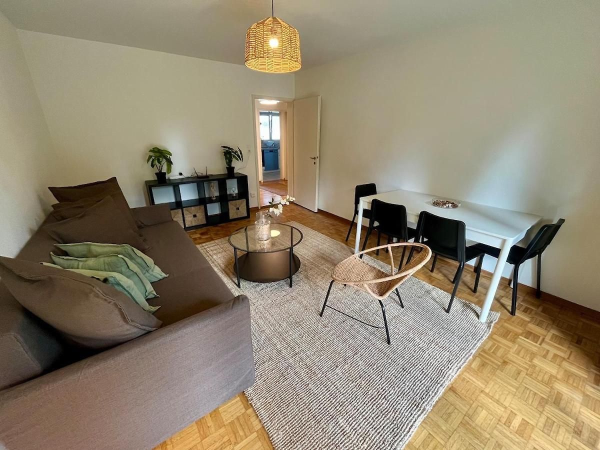 Apartment Basic & Comfy On Langgruetstrasse *