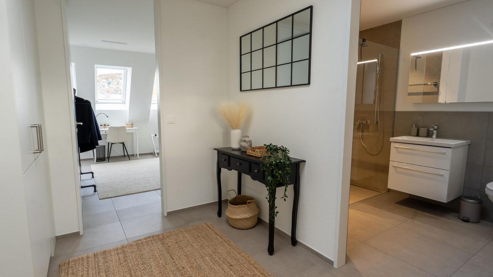 Modern Next To Hb With Roof Terrace * Zurich