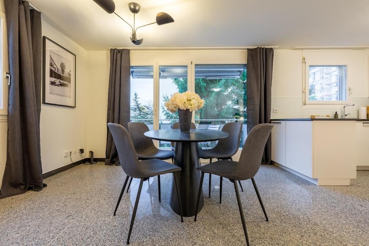 Apartment Level - Seebach Zürich