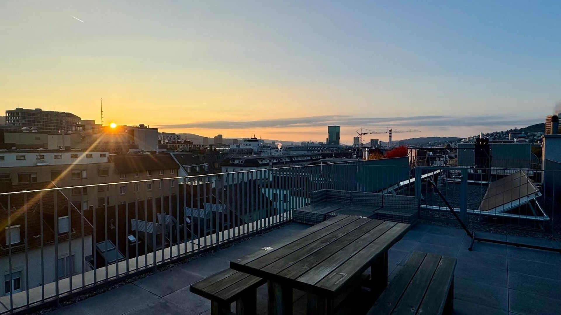 Apartment Modern Next To Hb With Roof Terrace Zurich