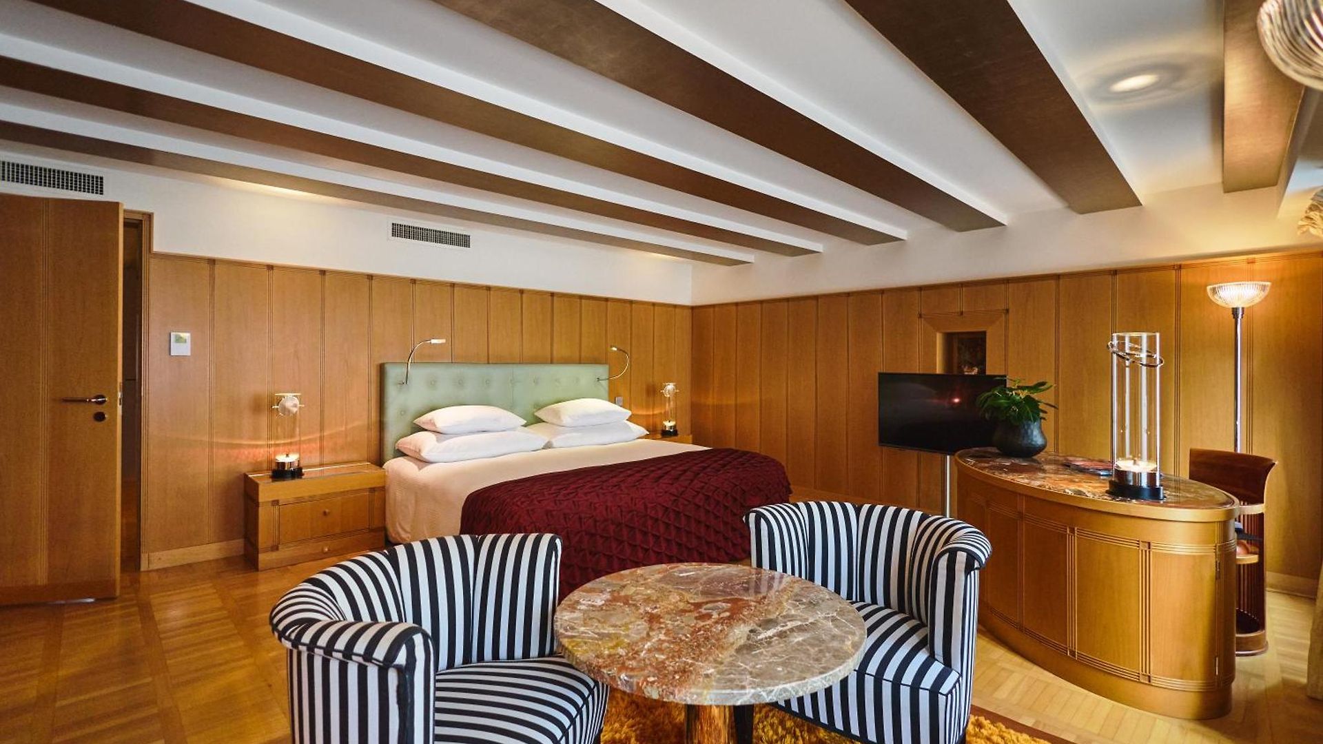 Hotel Widder - Zurichs Luxury Hideaway Zürich