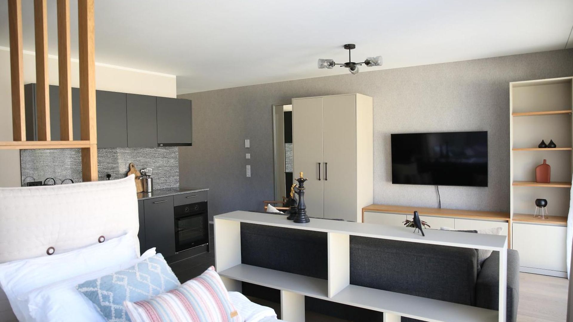 Lamira Serviced Aparthotel
