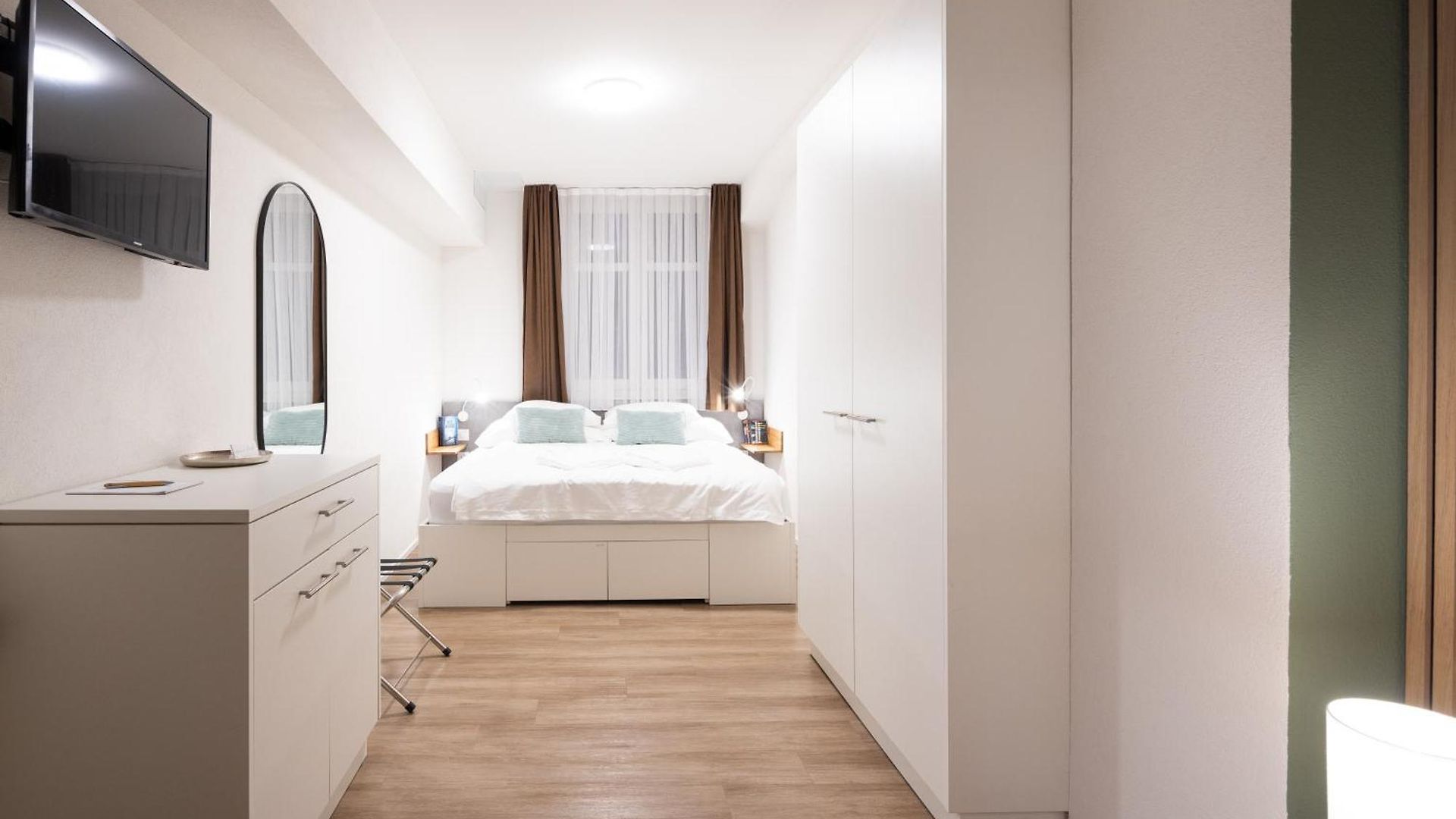 Stayy Nº7 & - Premium 24h Self Check-in