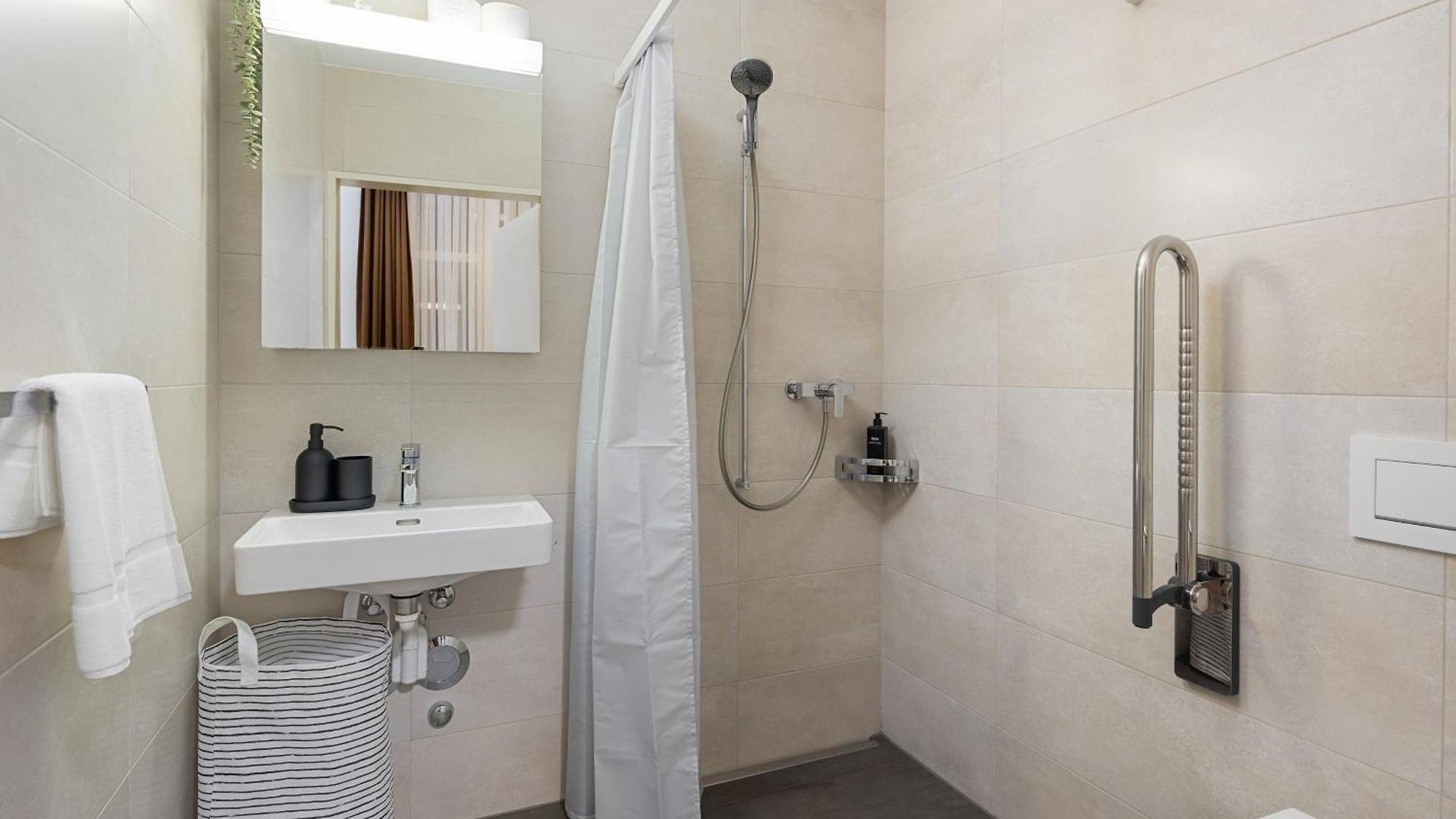 Aparthotel Stayy Nº7 & - Premium 24h Self Check-in