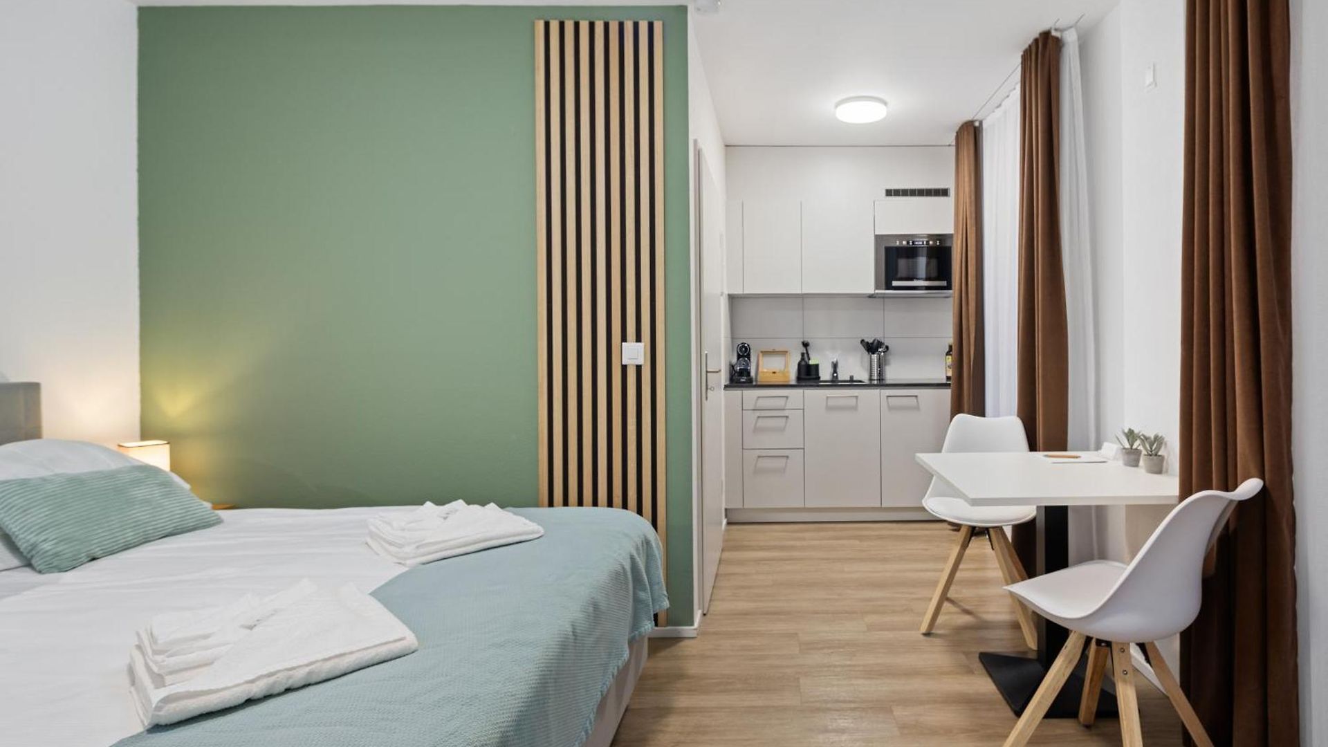 Stayy Nº7 & - Premium 24h Self Check-in Aparthotel Zürich