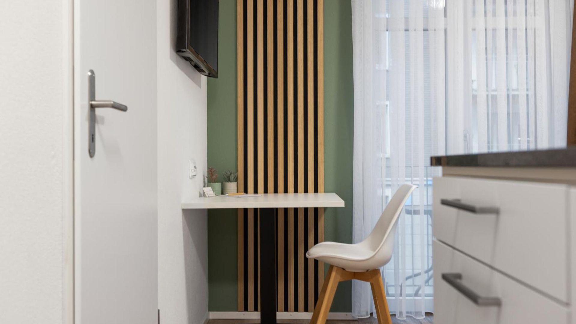 Aparthotel Stayy Nº7 & - Premium 24h Self Check-in Zürich