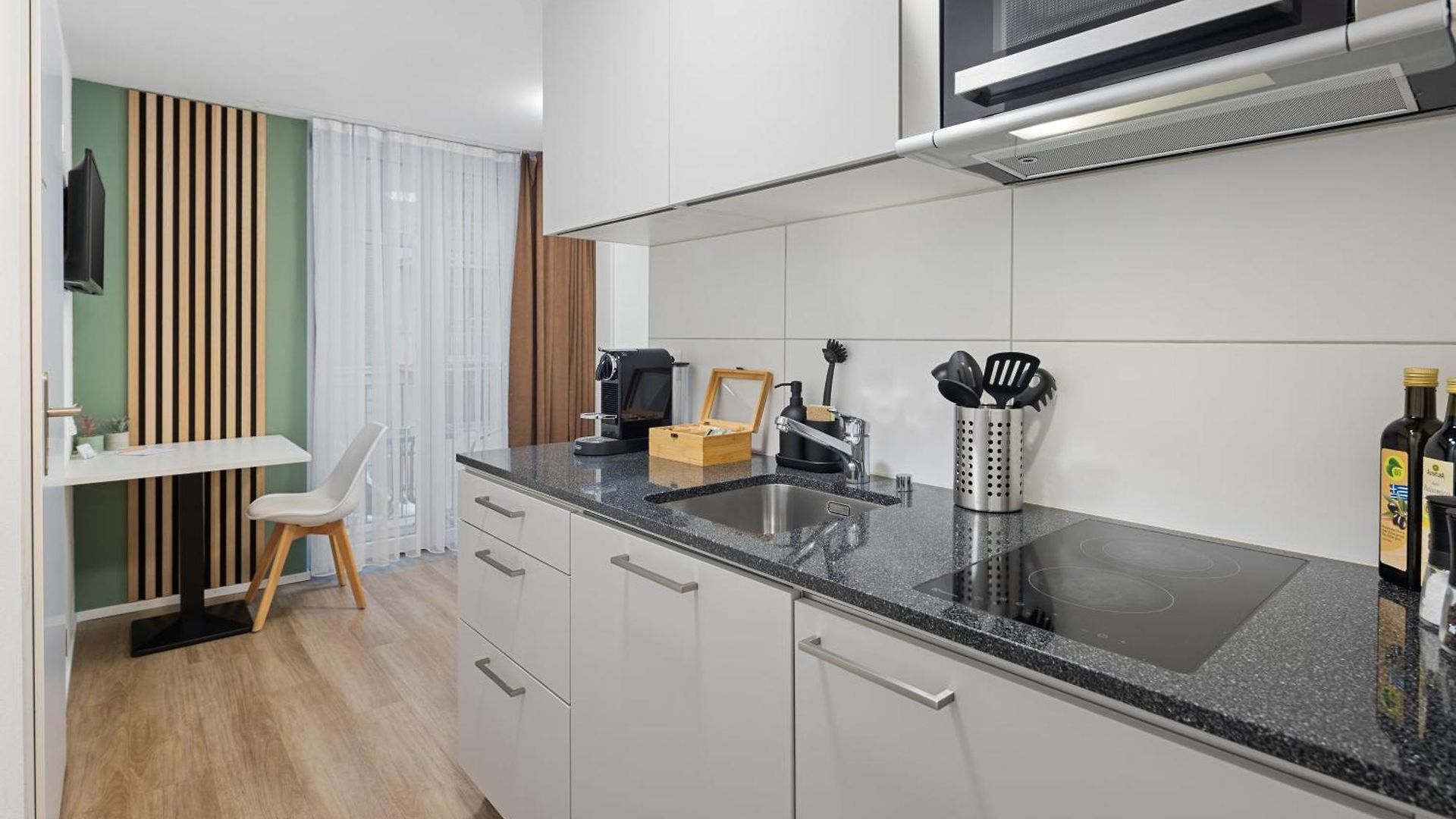Aparthotel Stayy Nº7 & - Premium 24h Self Check-in