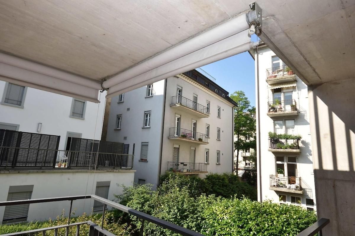 Very And Modern 2br Near - Flower 13 *