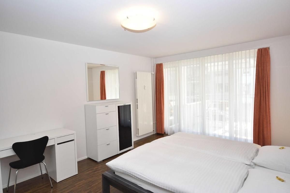 Very And Modern 2br Near - Flower 13 Apartment