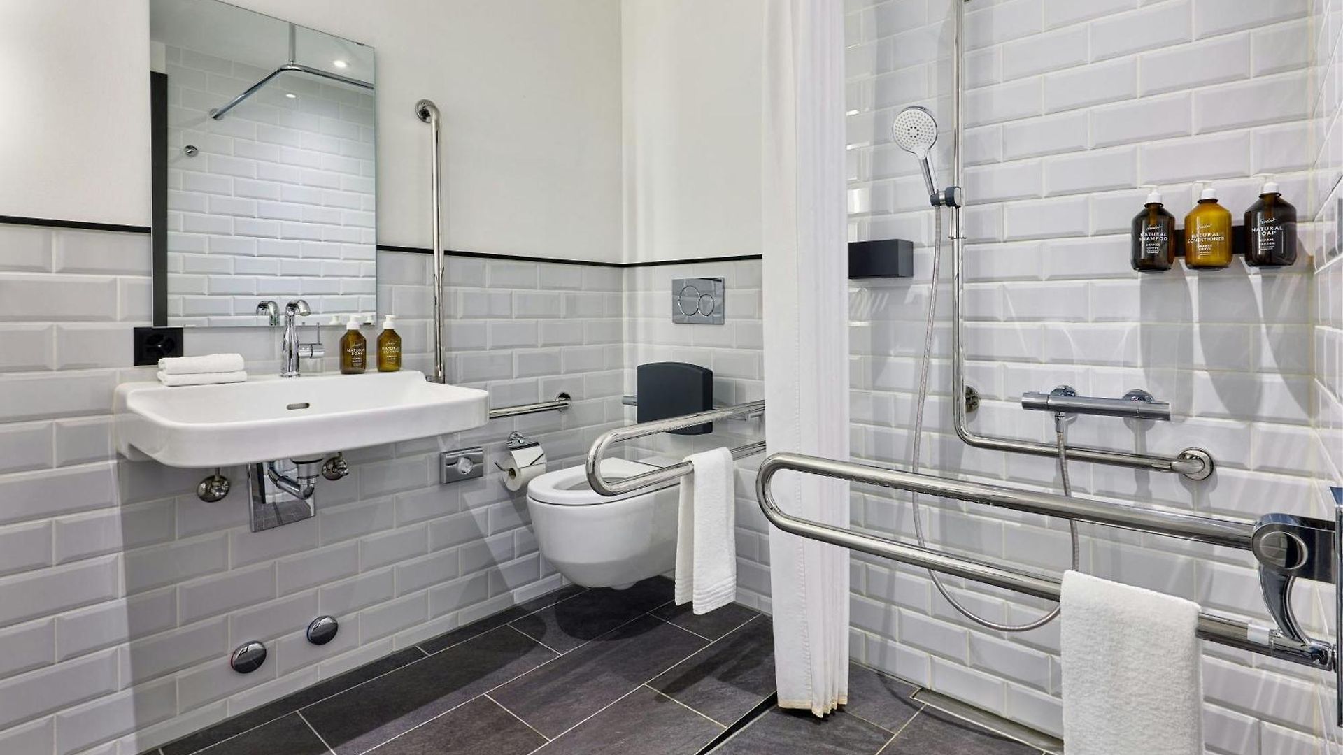 Hotel Neues Schloss Privat Zurich, Autograph Collection 5*