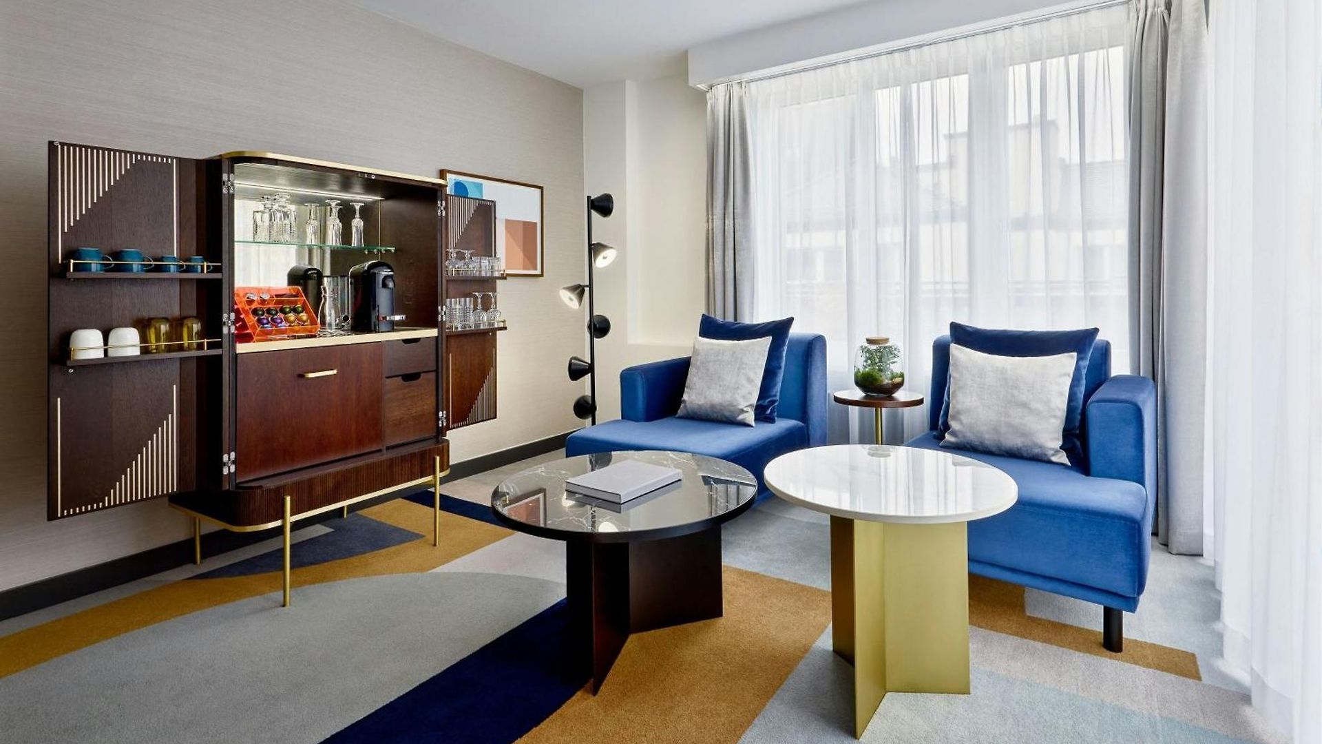 Neues Schloss Privat Zurich, Autograph Collection 5*