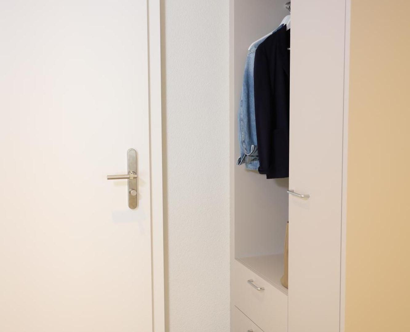 - Kieselgasse 4* Zurich