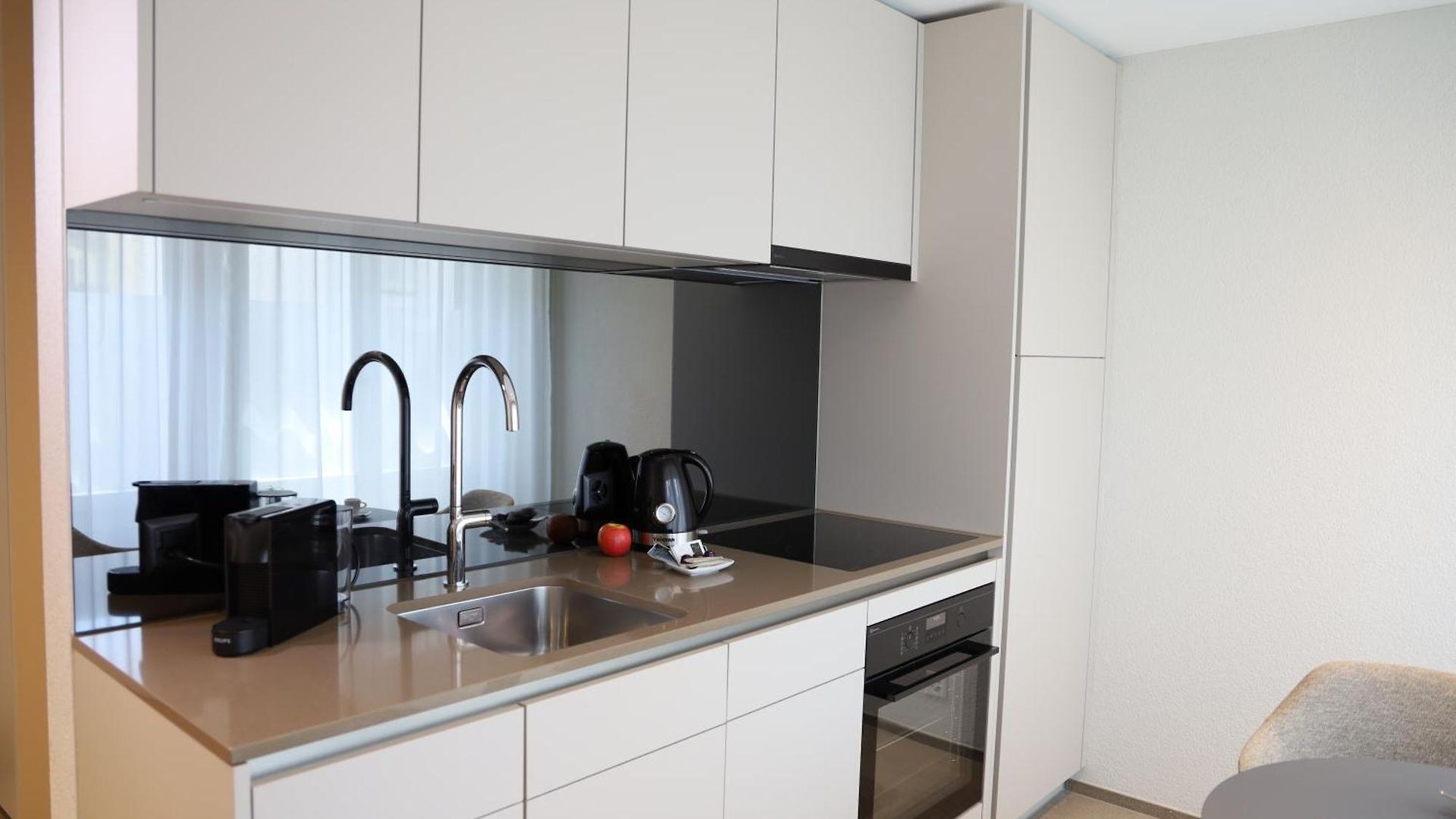 - Kieselgasse 4*