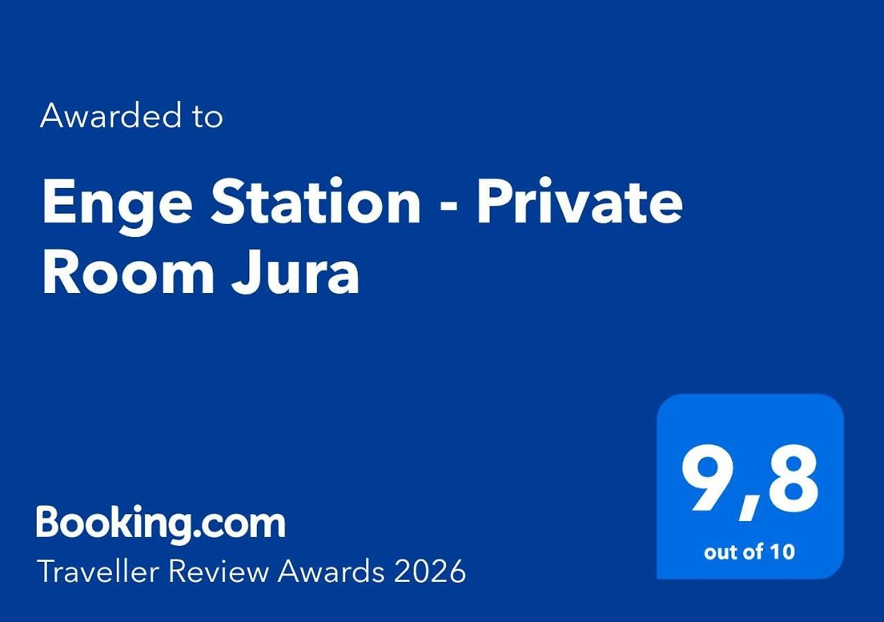 Downtown - Large, Quiet Private 