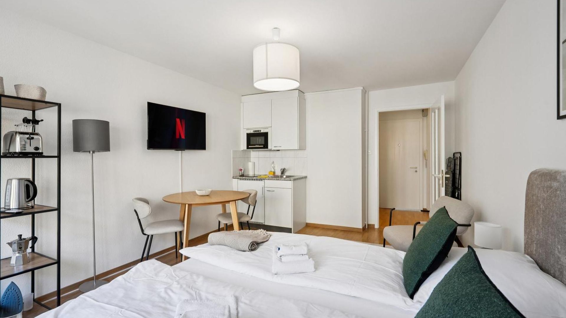 Apartment Cute In The Center - Crown 42 *