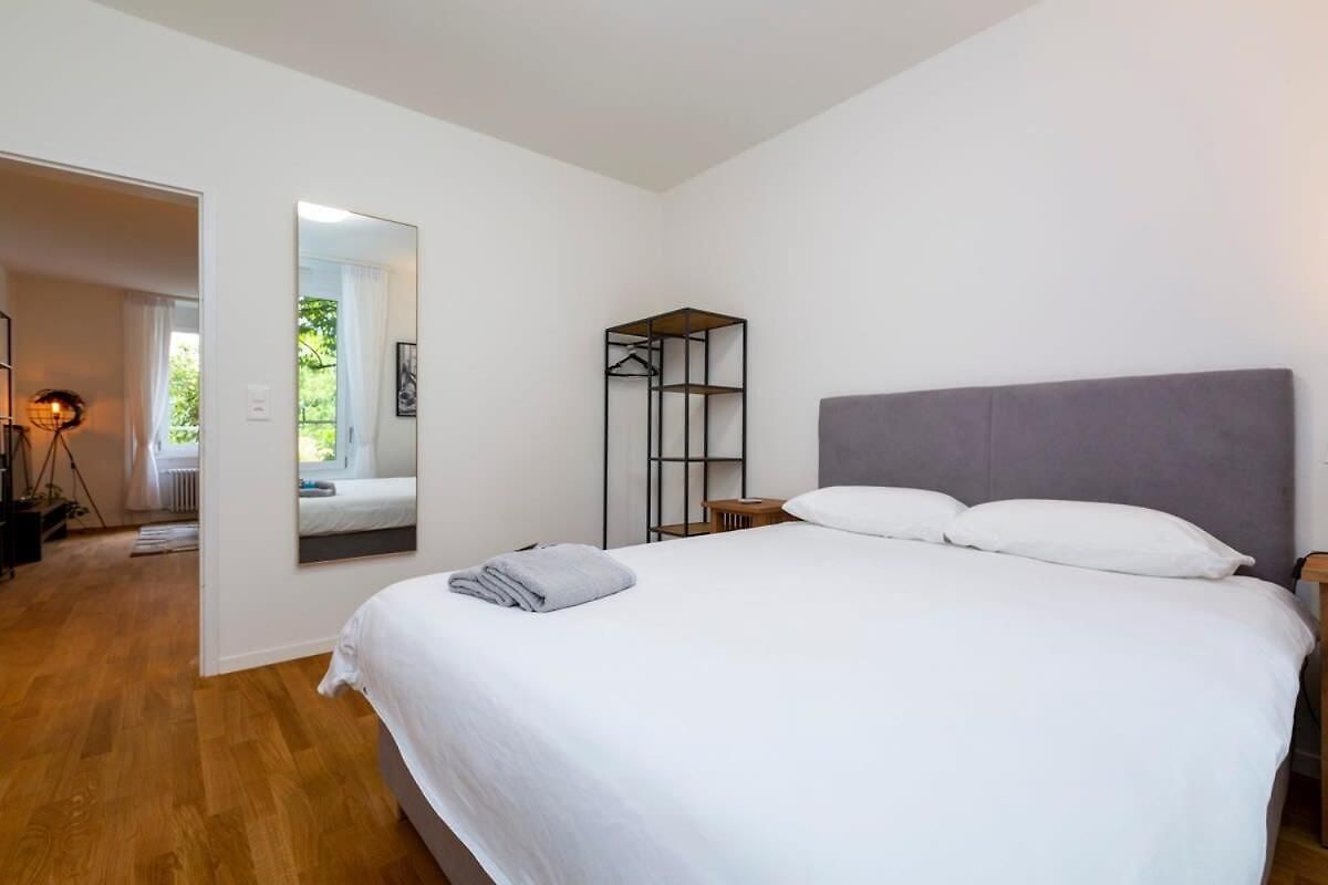 Kaya 1a * Zurich