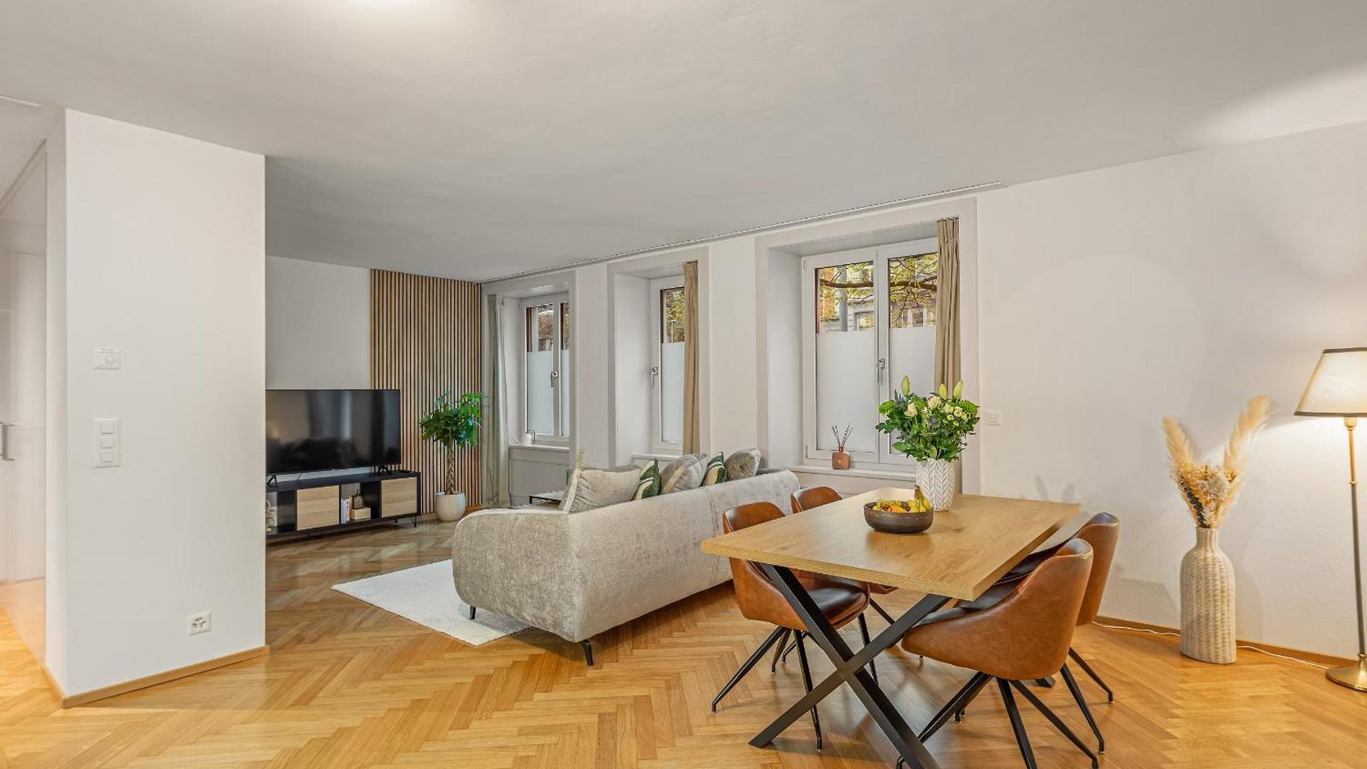 Apartment Im Stadtzentrum Gelegenes Mit Kingsize Bed Zürich