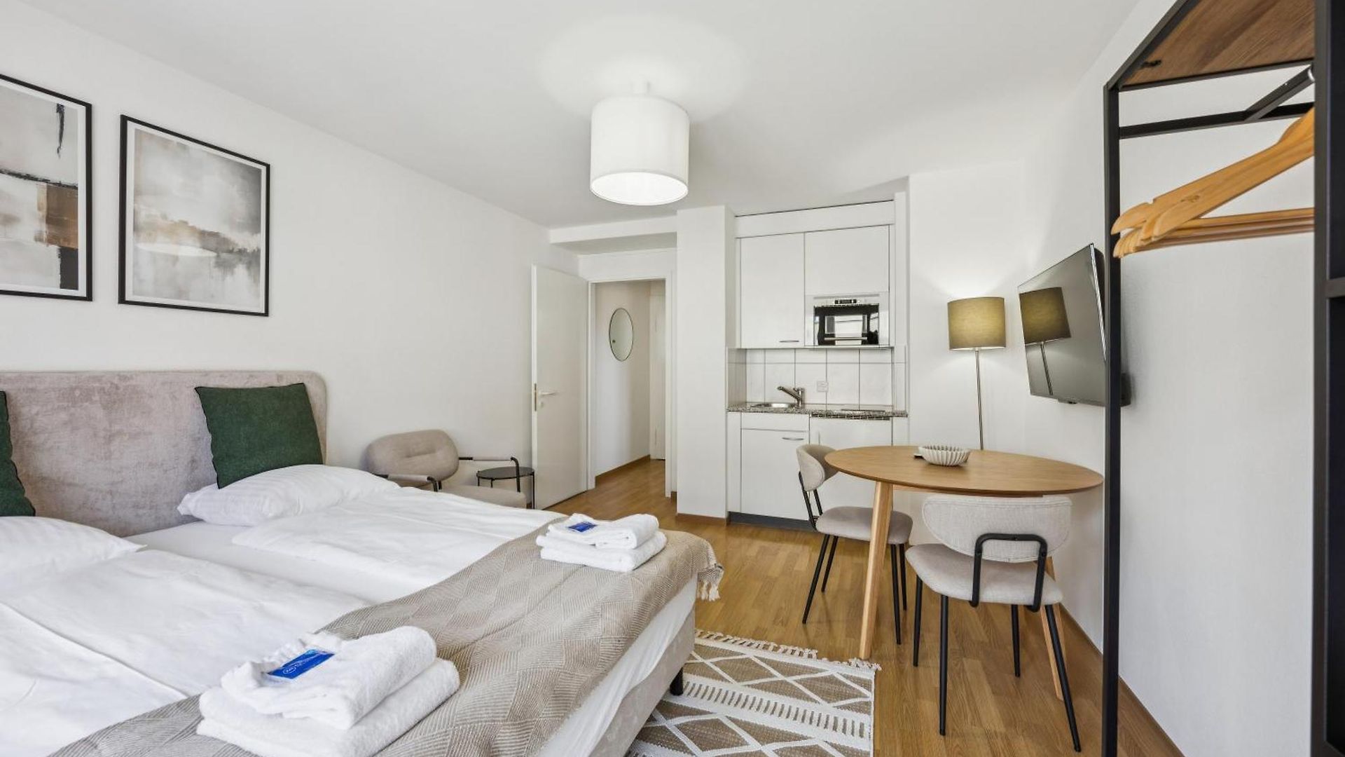 Stylish In - Crown 11 Apartment Zurich