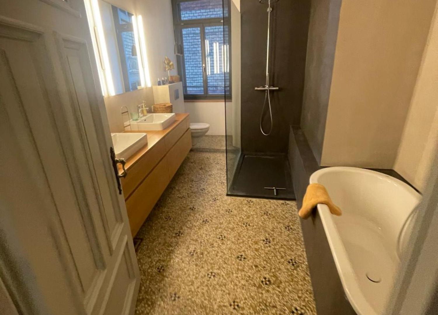 Apartment Exclusive Next To Main Station