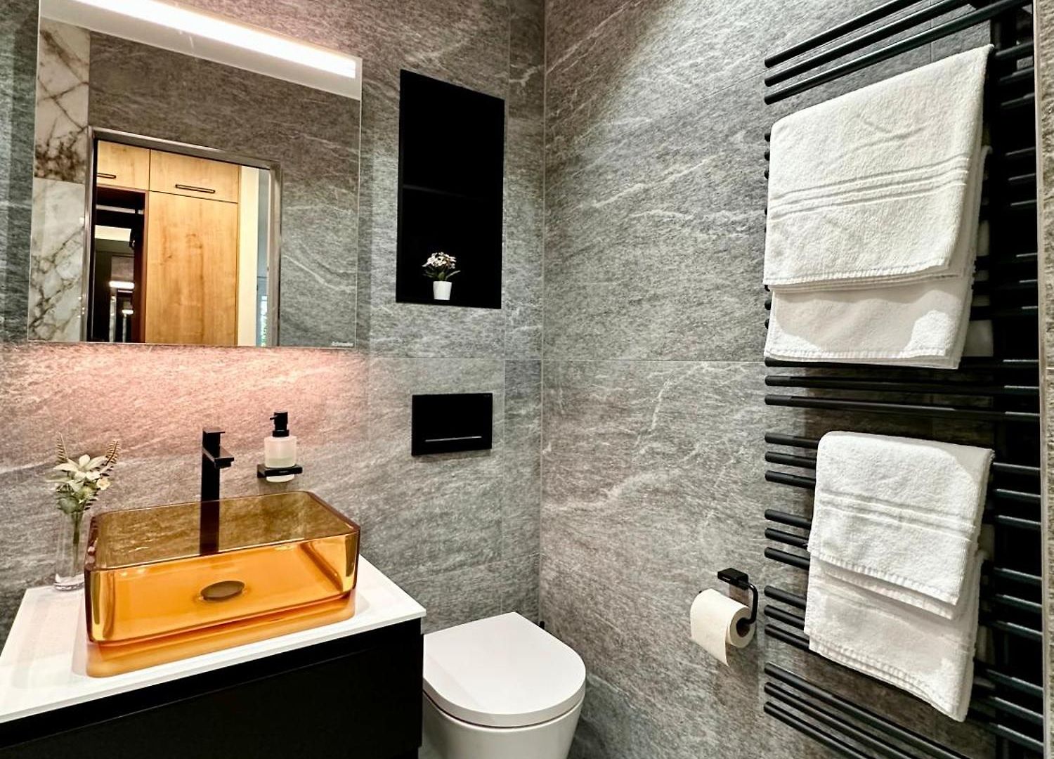 Apartment Alpine With Ac, Garden Terrace And Much Privacy *