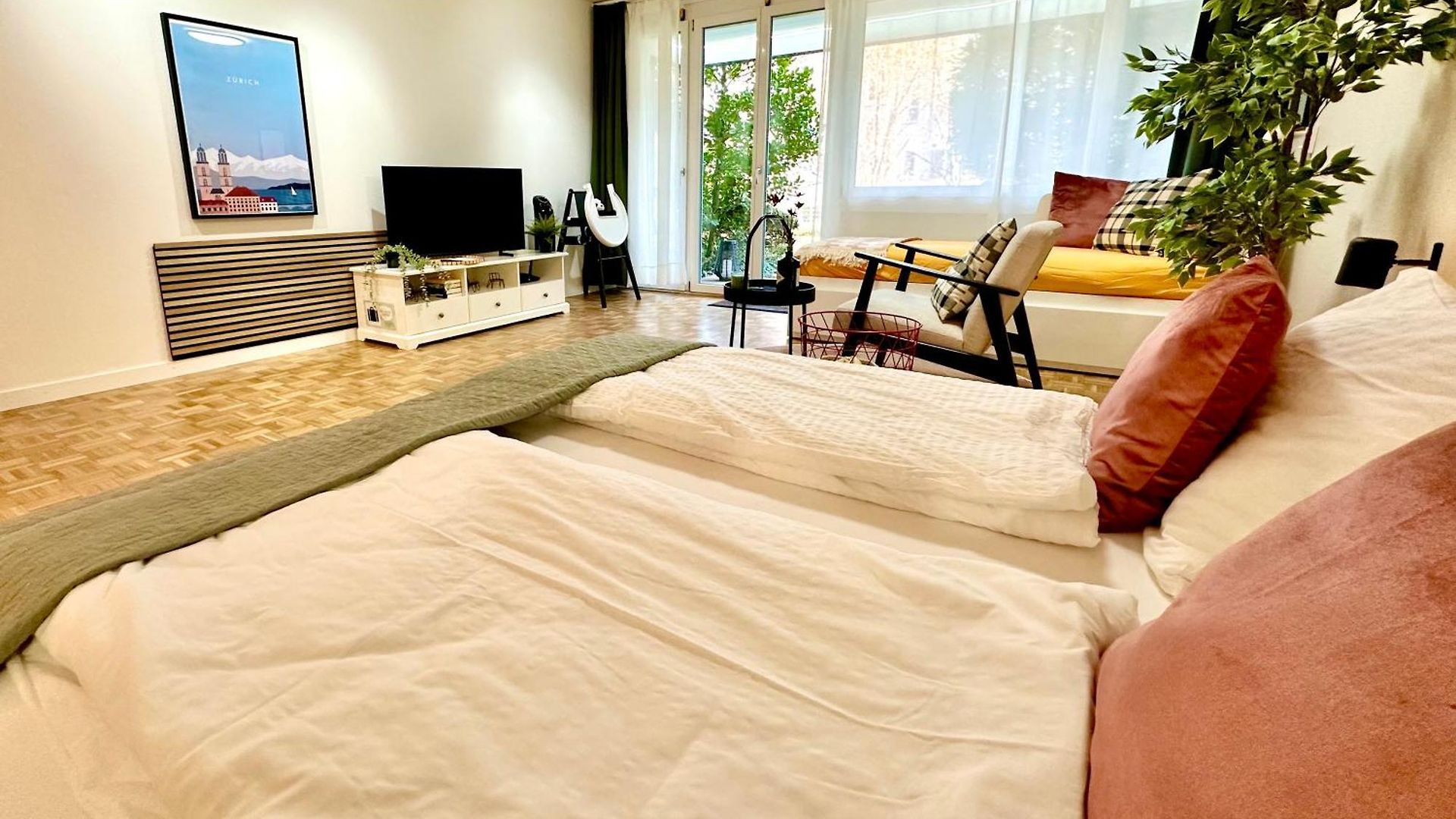 Alpine With Ac, Garden Terrace And Much Privacy Apartment Zurich