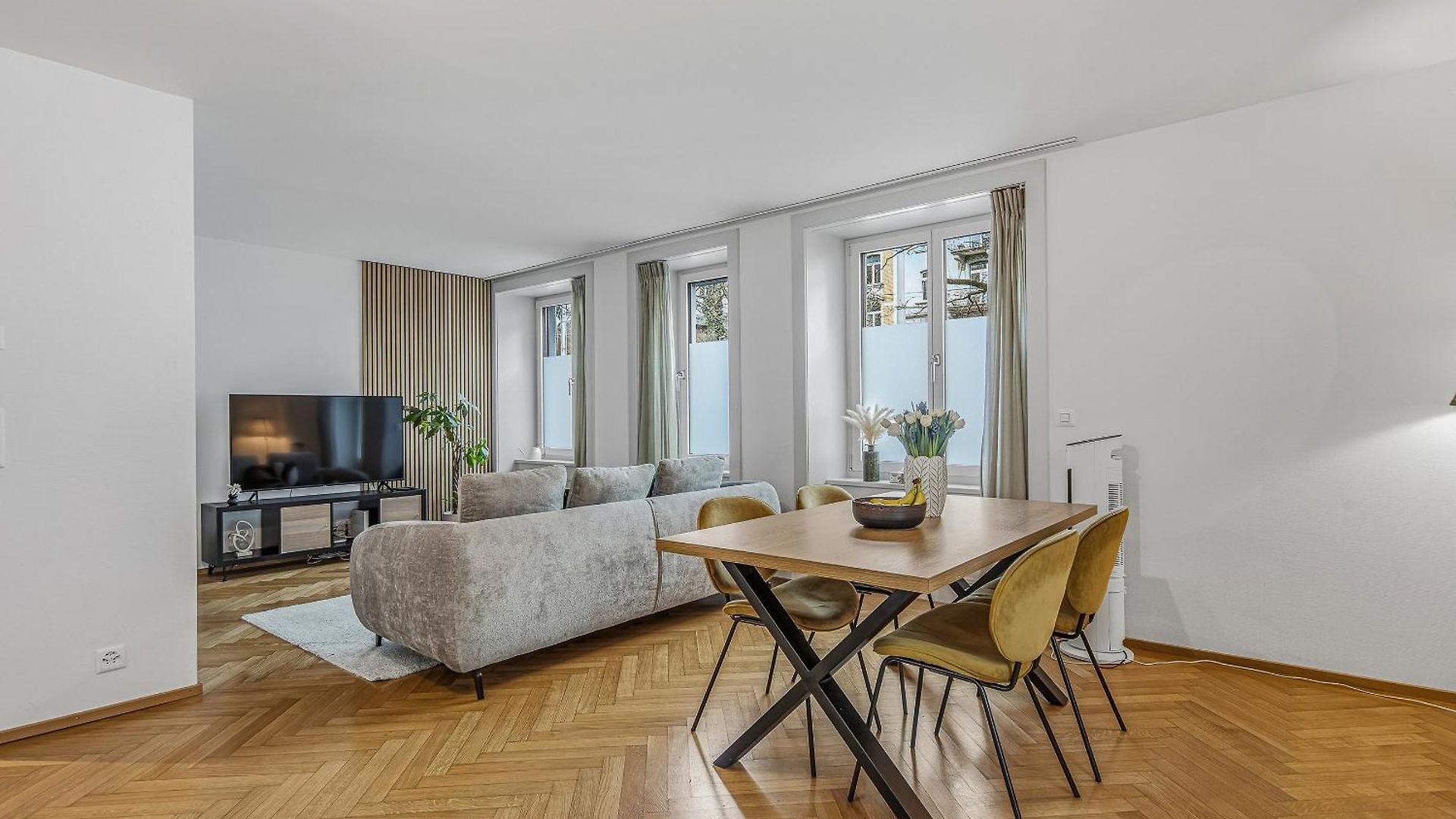 Im Stadtzentrum Gelegenes Mit Kingsize Bed Apartment Zürich