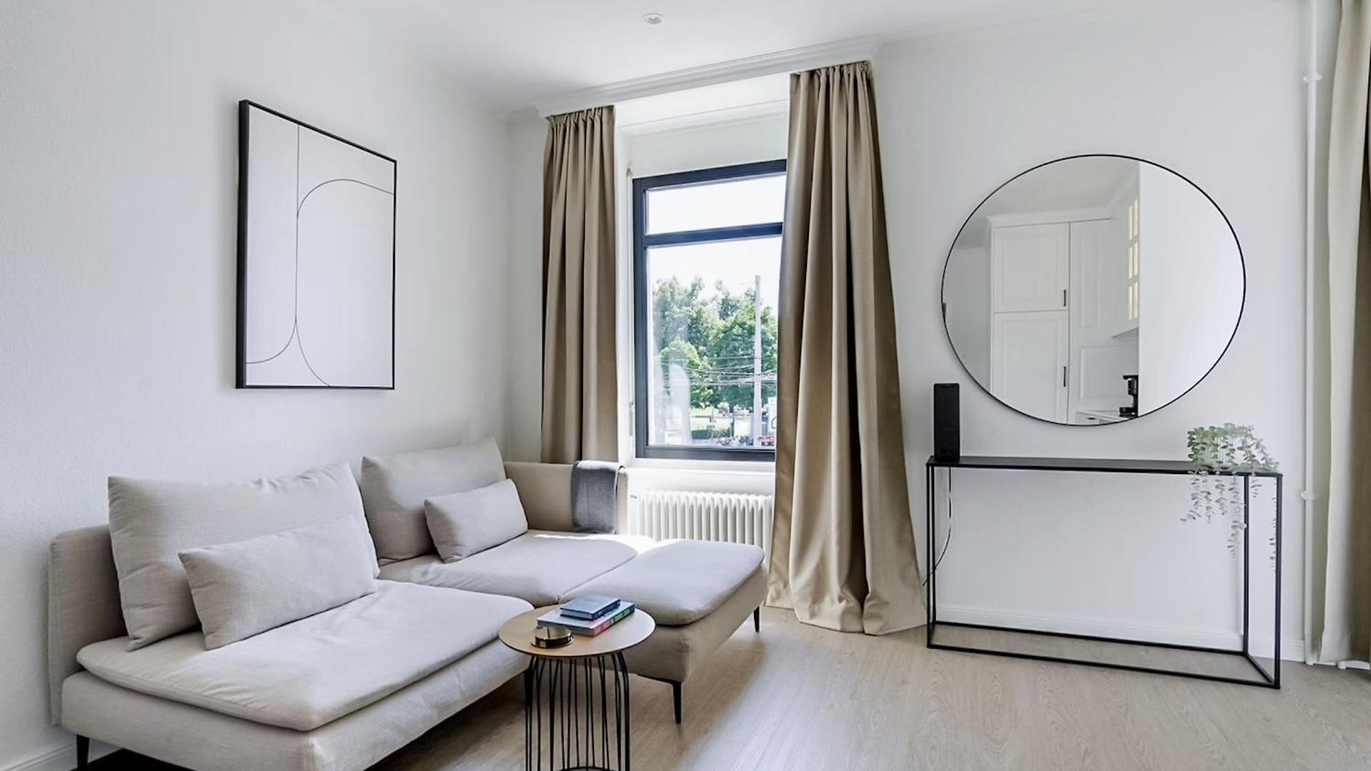 Charming In 4 Apartment Zurich
